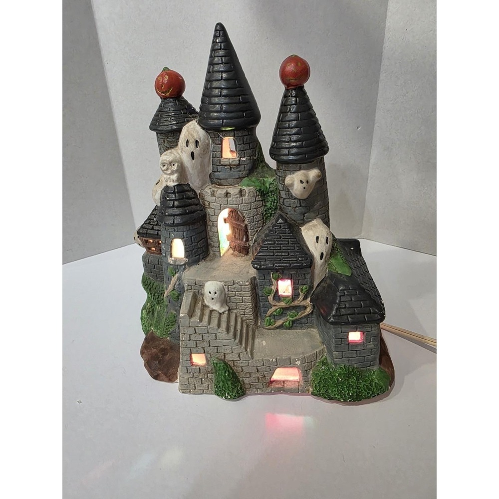 Pacific‎ Rim Turret Lighted Haunted House #1962 From 1991- Works
